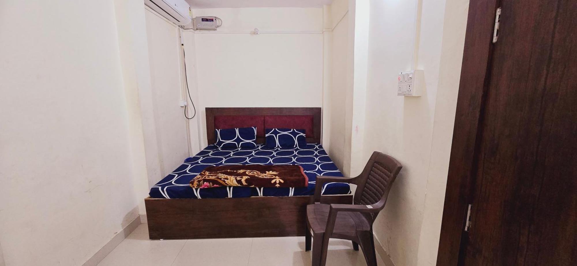 Ramlala Paying Guest House Stay Just 100M From Saryu Ghat, Ayodhya Eksteriør bilde